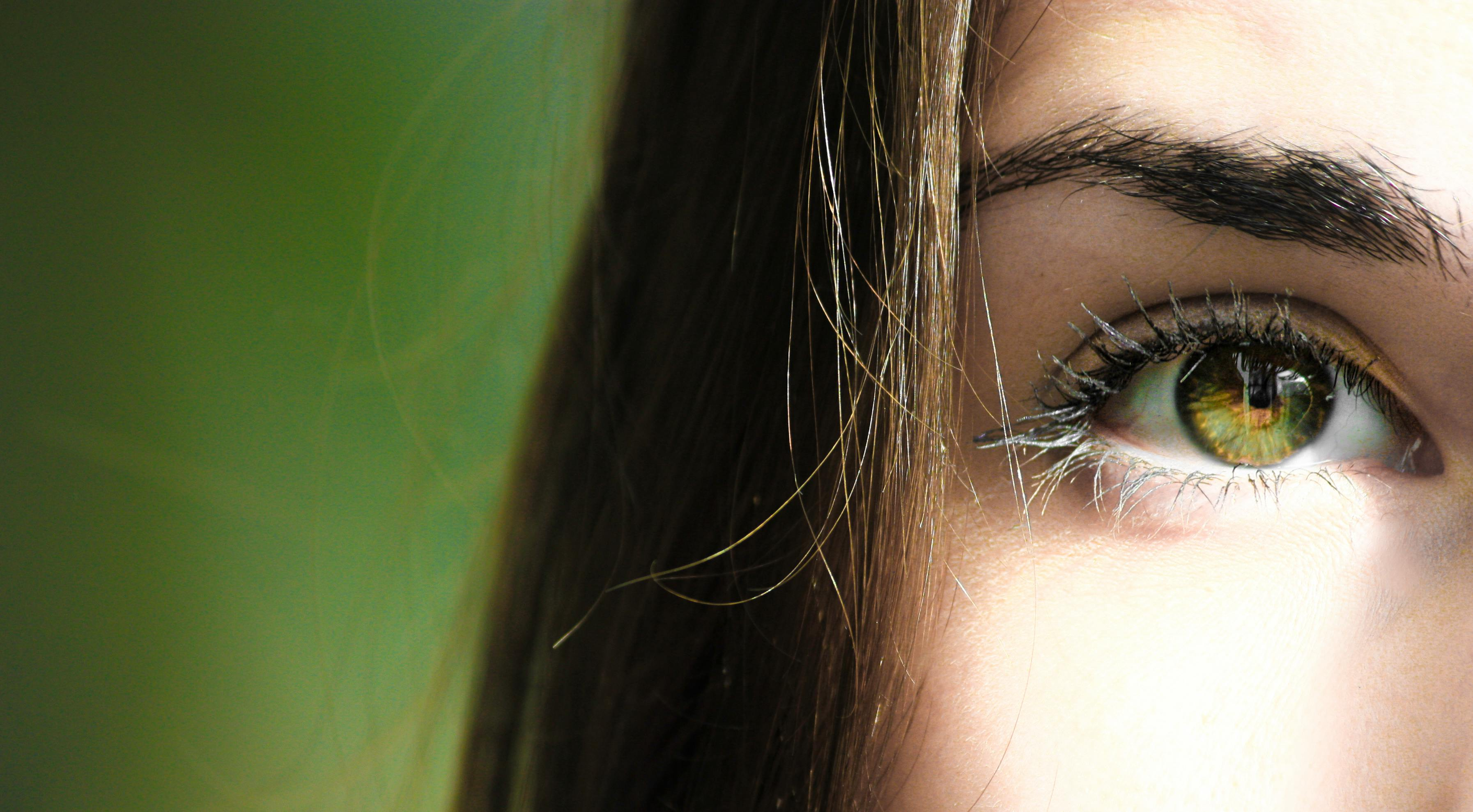Close up image of the eye